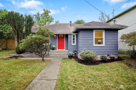 9251 Palatine Ave N, Seattle, WA 98103