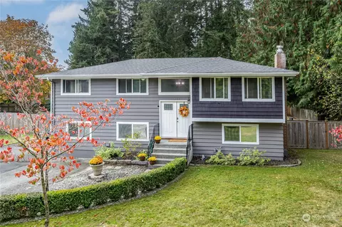 2401 NE John Carlson Rd, Bremerton, WA 98311