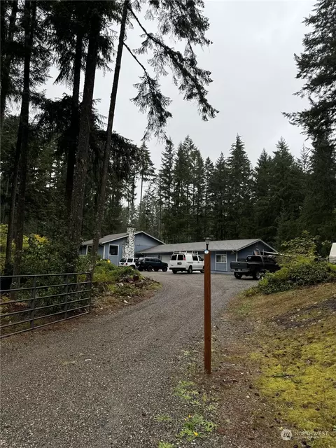 3737 SW Lake Helena, Port Orchard, WA 98367