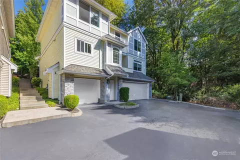 6705 SE Cougar Mountain Way #1, Bellevue, WA 98006