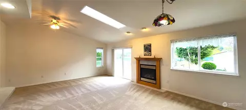 Living - 21 Cathy Ct, Sequim, WA 98382 photo 2 of 2