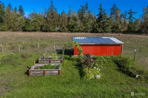 Exterior - 30907 8th Ave E, Roy, WA 98580 photo 8 of 13