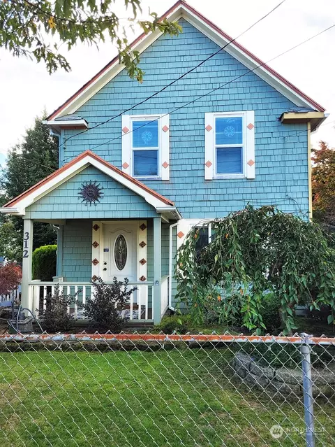 312 K St, Hoquiam, WA 98550