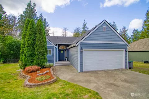110 Chimacum Creek Dr, Port Hadlock, WA 98339