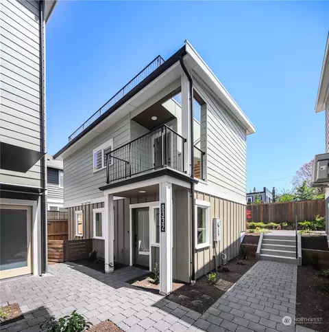 8332 26th Ave NW, Seattle, WA 98117