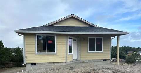 34203 J Pl, Ocean Park, WA 98640