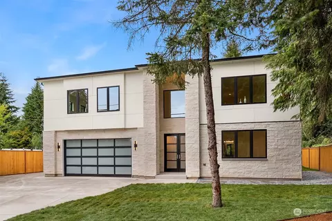 15642 Main St, Bellevue, WA 98008