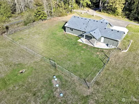 690 E Stadium Beach Rd W, Grapeview, WA 98546 photo 14