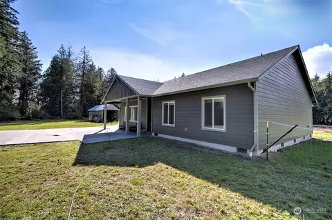 690 E Stadium Beach Rd W, Grapeview, WA 98546 photo 5