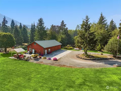 31876 Rockys Way, Sedro Woolley, WA 98284