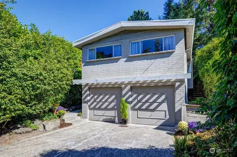 2712 61st Ave SE, Mercer Island, WA 98040