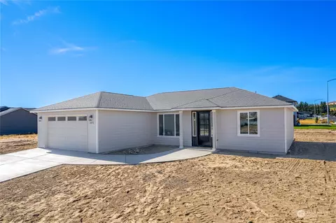 2371 Pacific St SE, Ephrata, WA 98823