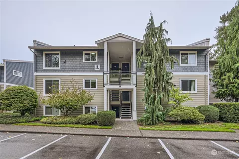 10830 E Riverside Dr #B301, Bothell, WA 98011