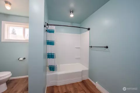 Bath - 26 Crest Dr, Ephrata, WA 98823 photo 2 of 2