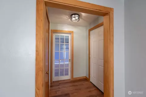 Entry Way - 26 Crest Dr, Ephrata, WA 98823 photo 1 of 1