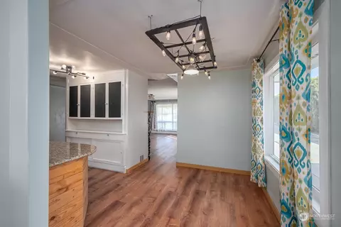 Dining - 26 Crest Dr, Ephrata, WA 98823 photo 1 of 1
