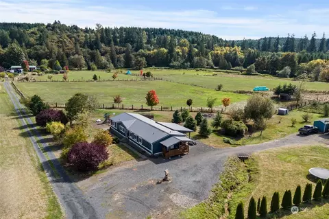 132 Simme Valley Ln, Winlock, WA 98596