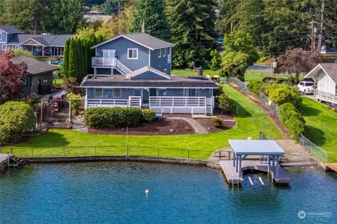 2401 Tacoma Point Dr E, Lake Tapps, WA 98391