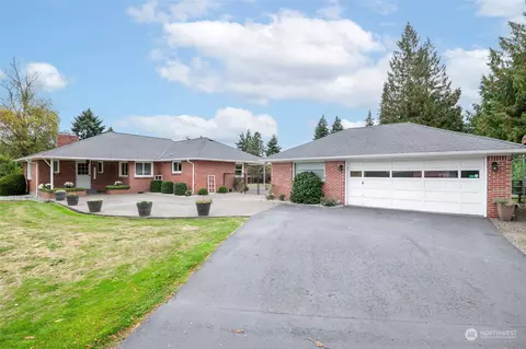 6113 36th Ave E, Tacoma, WA 98443