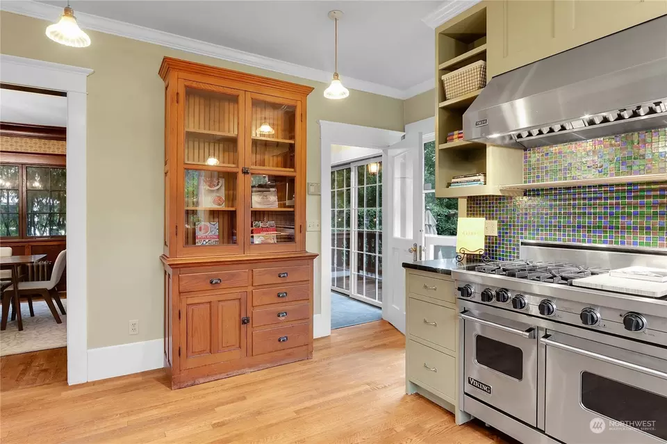 Kitchen - 2507 10th Ave W, Seattle, WA 98119 photo 2 of 3