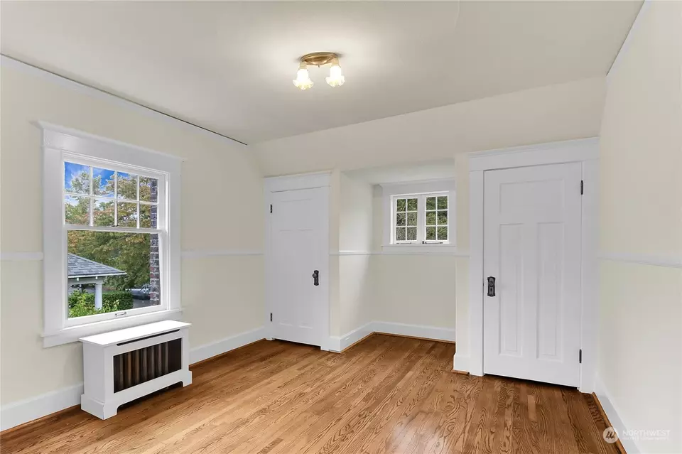 Bedroom - 2507 10th Ave W, Seattle, WA 98119 photo 5 of 5