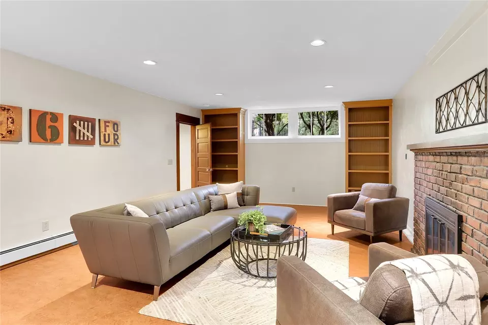 Living - 2507 10th Ave W, Seattle, WA 98119 photo 5 of 5