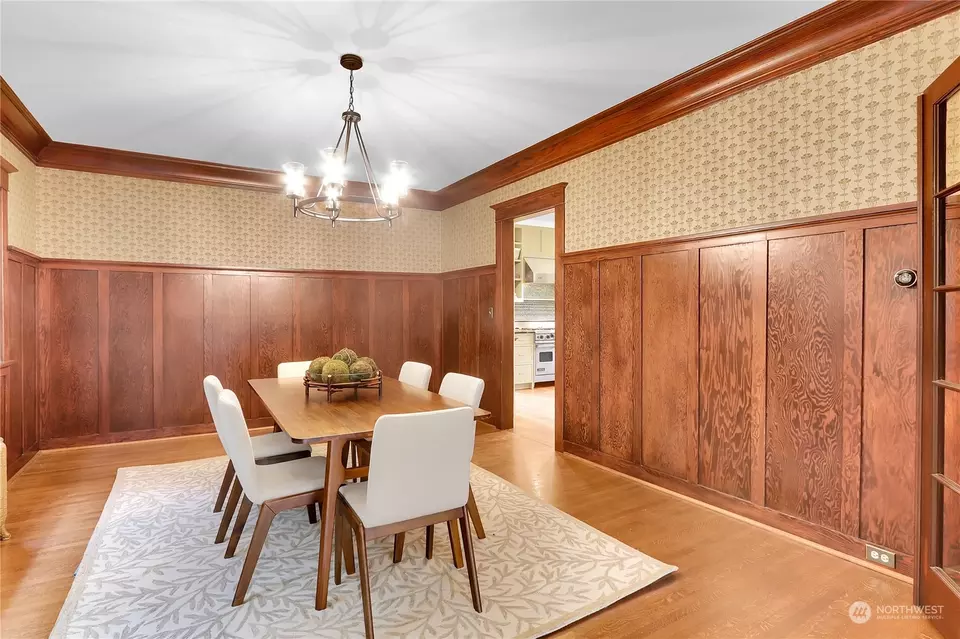 Dining - 2507 10th Ave W, Seattle, WA 98119 photo 1 of 2