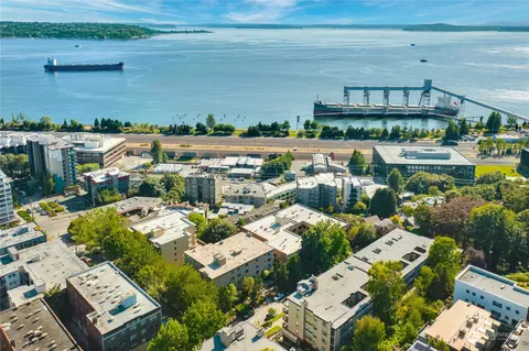 500 W Roy St #107, Seattle, WA 98119