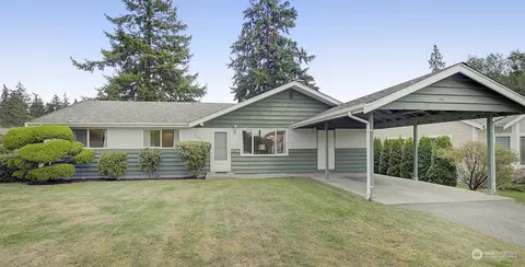 19852 19th Ave NW, Shoreline, WA 98177