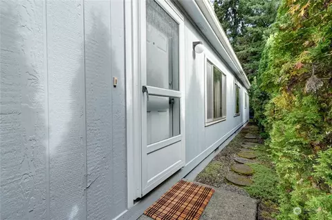 23827 7th Pl W, Bothell, WA 98021 photo 3