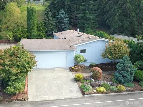 23827 7th Pl W, Bothell, WA 98021