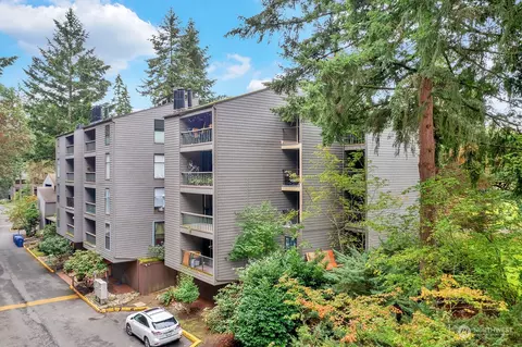 6355 137th Ave NE #295, Redmond, WA 98052