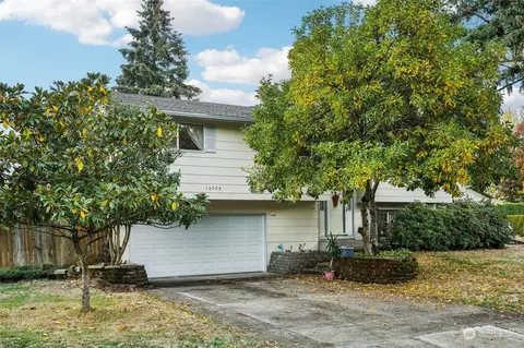 10508 NE 41st St, Vancouver, WA 98682