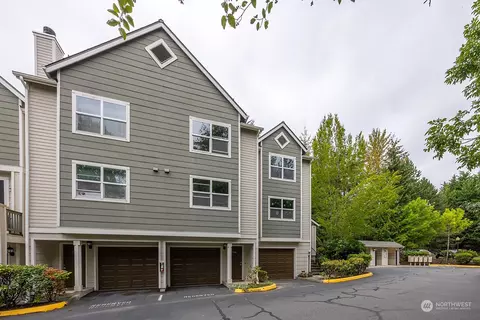 3116 164th St SW #910, Lynnwood, WA 98087