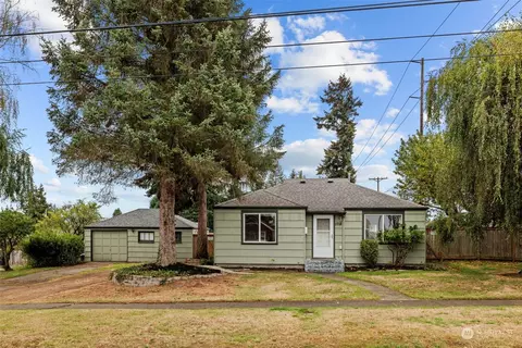 1718 S 35th St, Tacoma, WA 98418