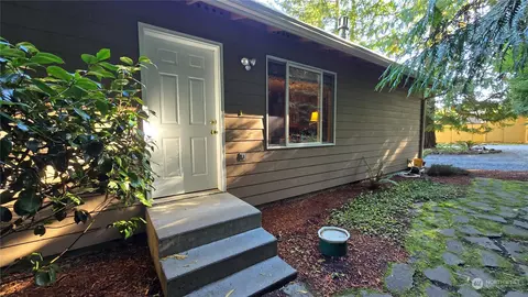 63 Loafer Ln, Port Angeles, WA 98362