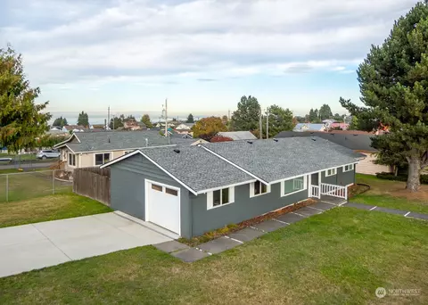 1535 W 7th St, Port Angeles, WA 98363
