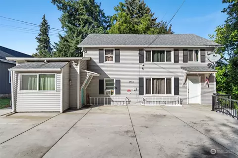 3812 R St, Vancouver, WA 98663