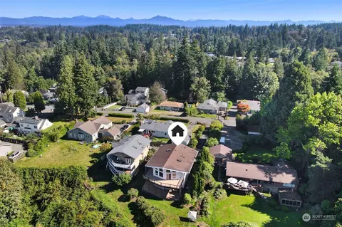 4824 Seahurst Ave, Everett, WA 98203 photo 3