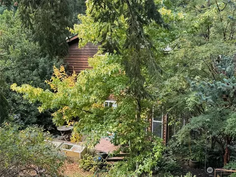 2096 Goss Lake Rd, Freeland, WA 98249