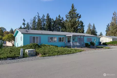 90 Mikelle Dr, Sequim, WA 98382
