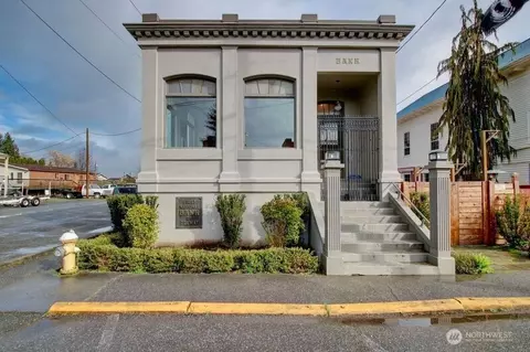 18601 Main St, Conway, WA 98238