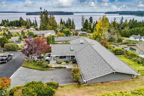 7952 SE Puget Heights Ln, Port Orchard, WA 98366