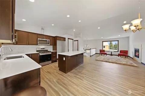 9536 Holly Dr, Everett, WA 98204 photo 7