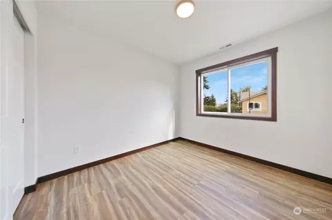 9536 Holly Dr, Everett, WA 98204 photo 11