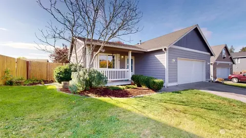 219 N 30th St, Mount Vernon, WA 98273