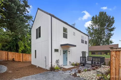 9048 1st Ave NW, Seattle, WA 98117