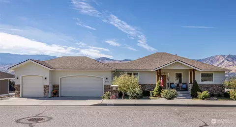 846 Briarwood Dr, East Wenatchee, WA 98802