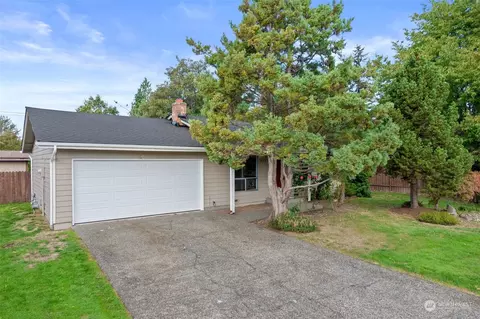 4122 1st Pl SE, Renton, WA 98059