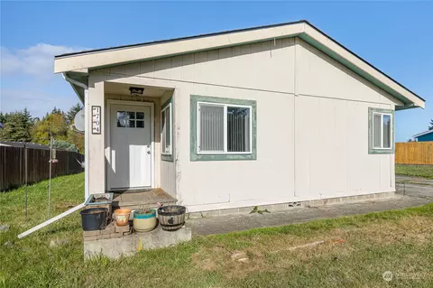 1704 S Delores Pl, Port Angeles, WA 98363